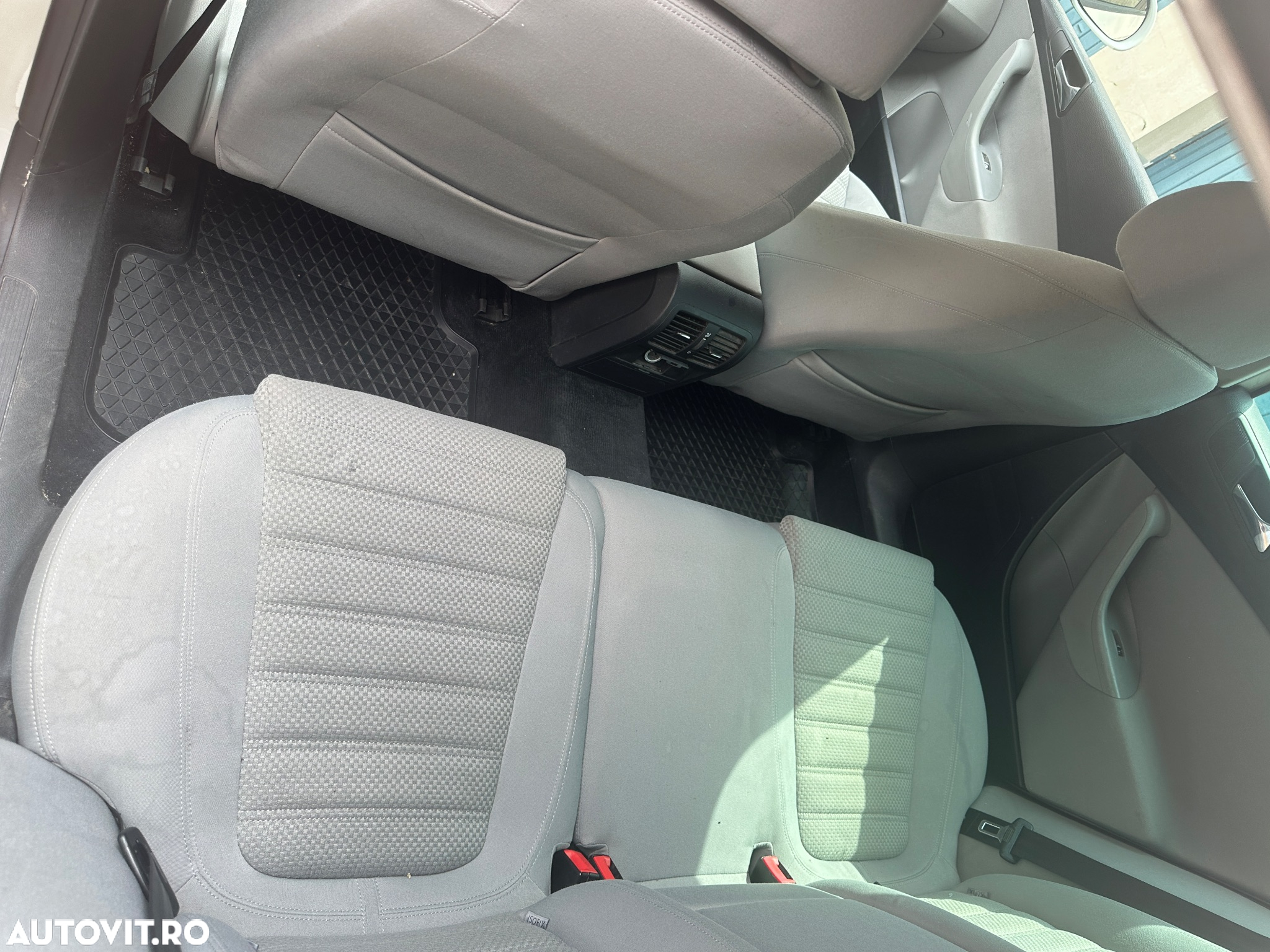 Volkswagen Passat Variant 2.0 TDI DPF Highline - 6