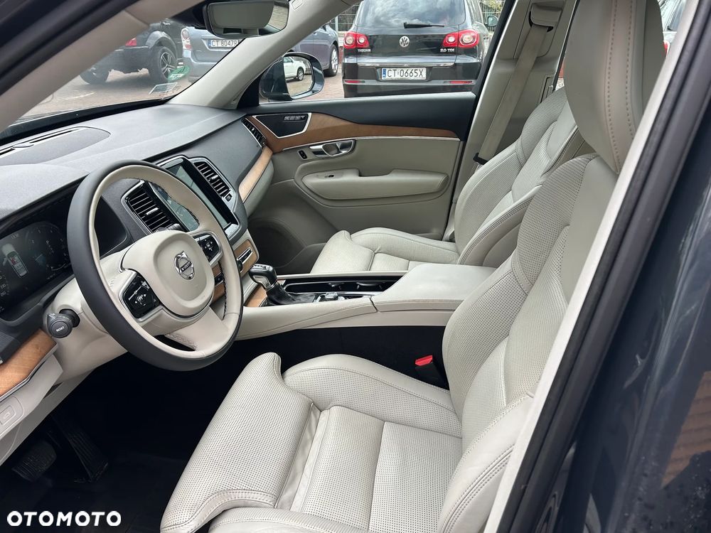 Volvo XC 90 D5 SCR AWD Inscription - 8