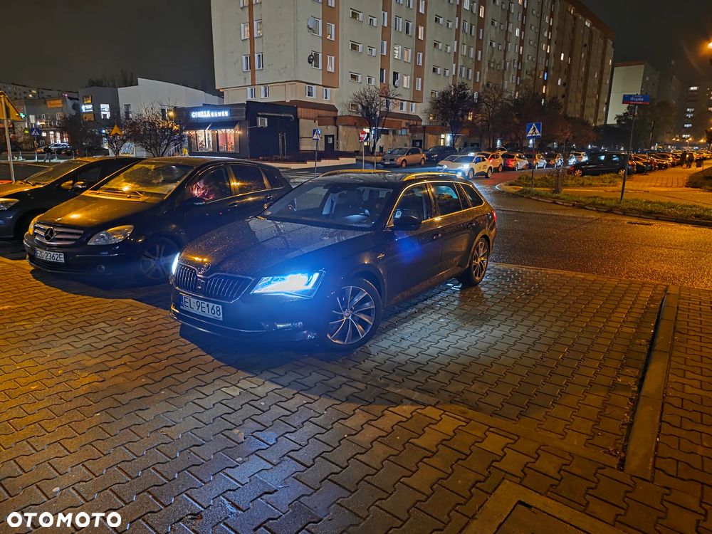 Skoda Superb 2.0 TDI L&K - 11