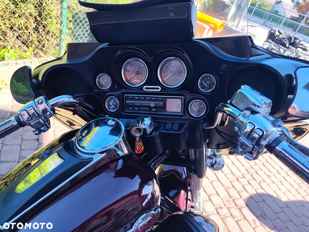 Harley-Davidson FLHTCU Ultra - 35
