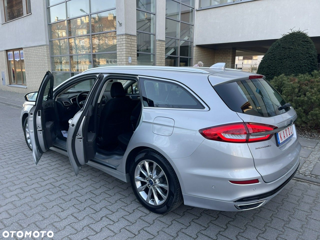 Ford Mondeo - 16