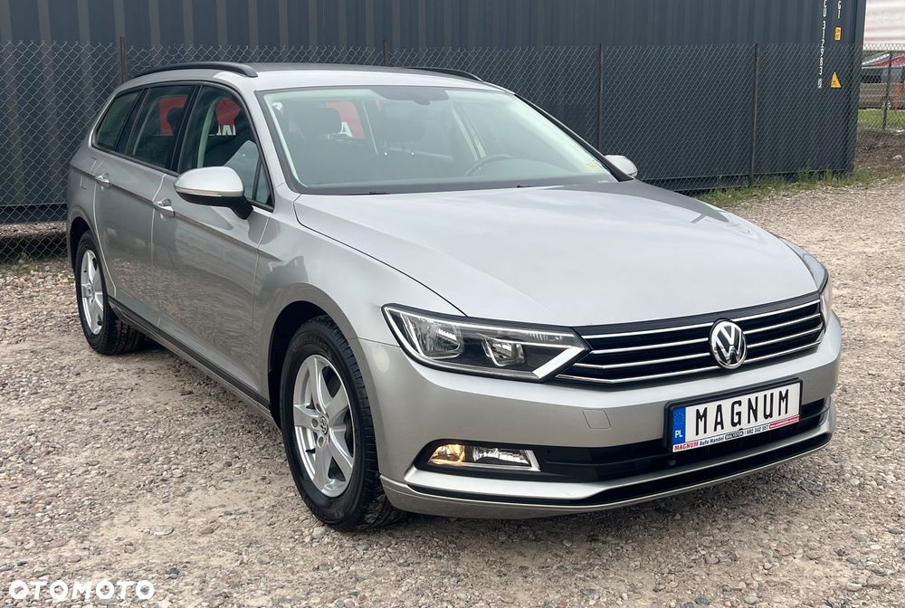 Volkswagen Passat - 2