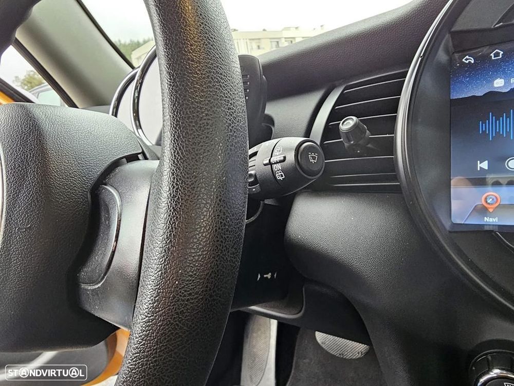 MINI 5 Portas One Auto - 20