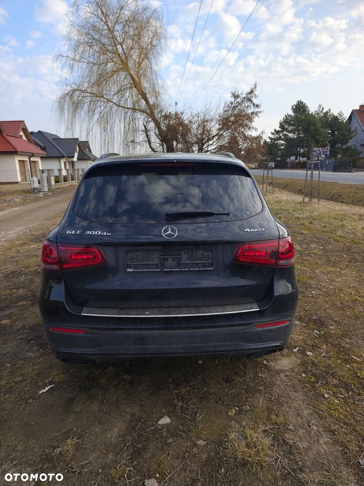 Mercedes-Benz GLC - 6