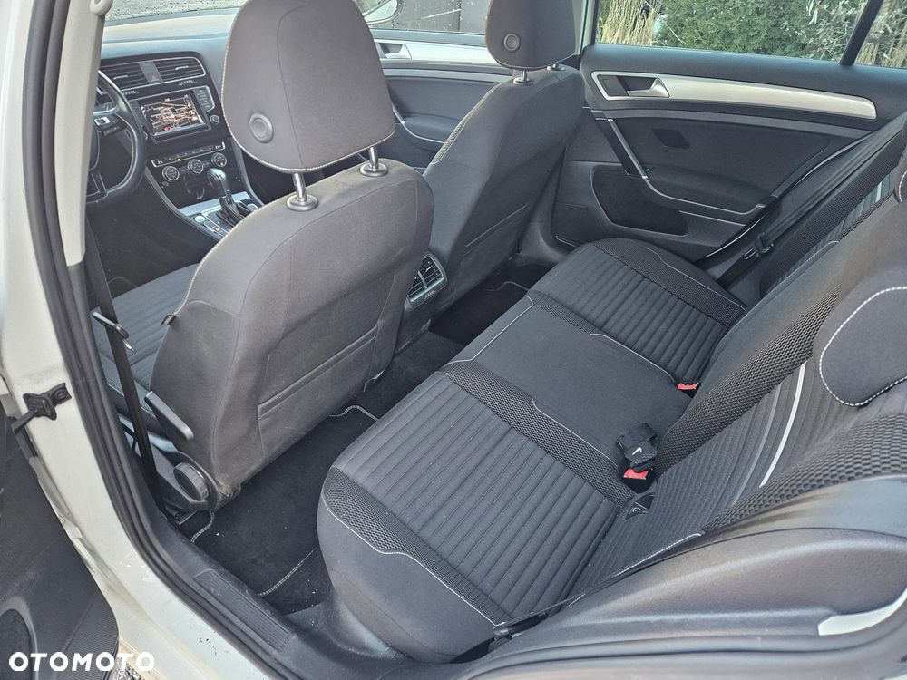 Volkswagen Golf 1.6 BlueTDI DSG Cup - 8