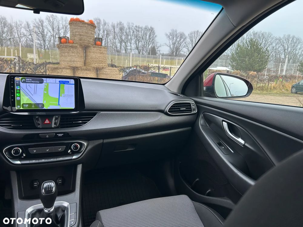 Hyundai i30 1.4 Classic + - 14