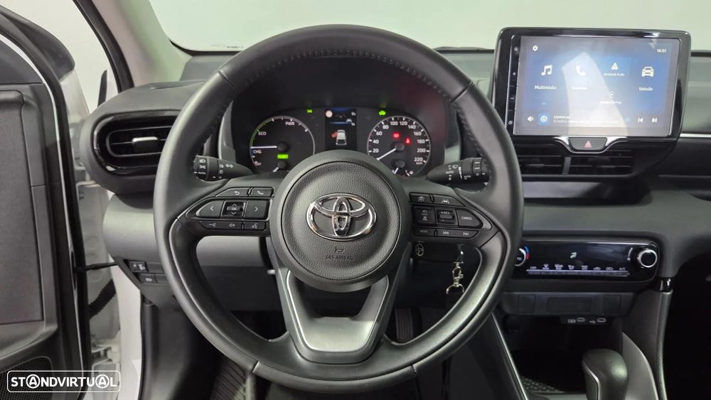 Toyota Yaris 1.5 HDF Comfort Plus - 17