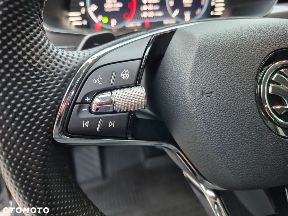 Skoda Superb 2.0 TDI DSG Style - 14