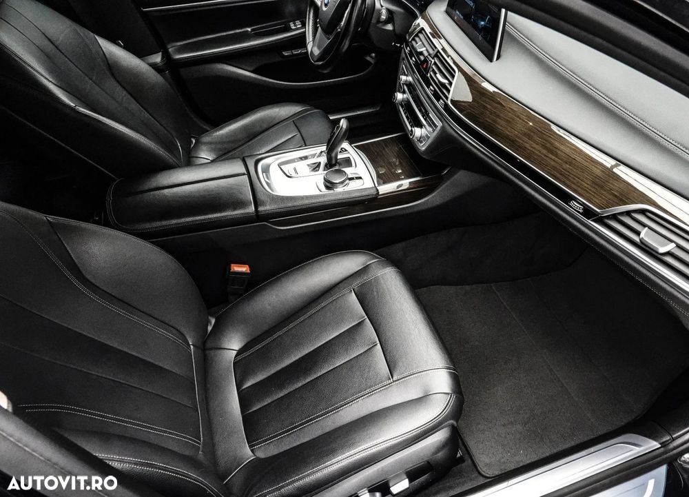 BMW Seria 7 730d Aut. - 12