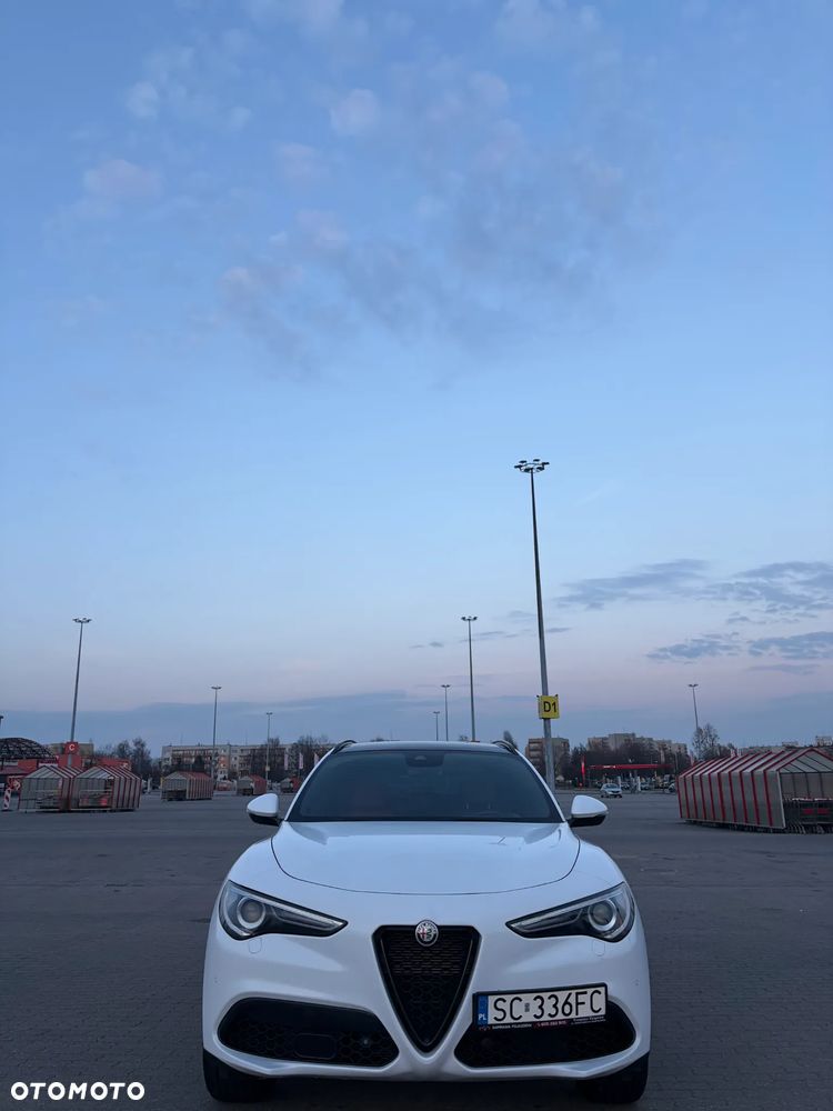 Alfa Romeo Stelvio 2.0 Turbo 16V AT8-Q4 Sprint - 14