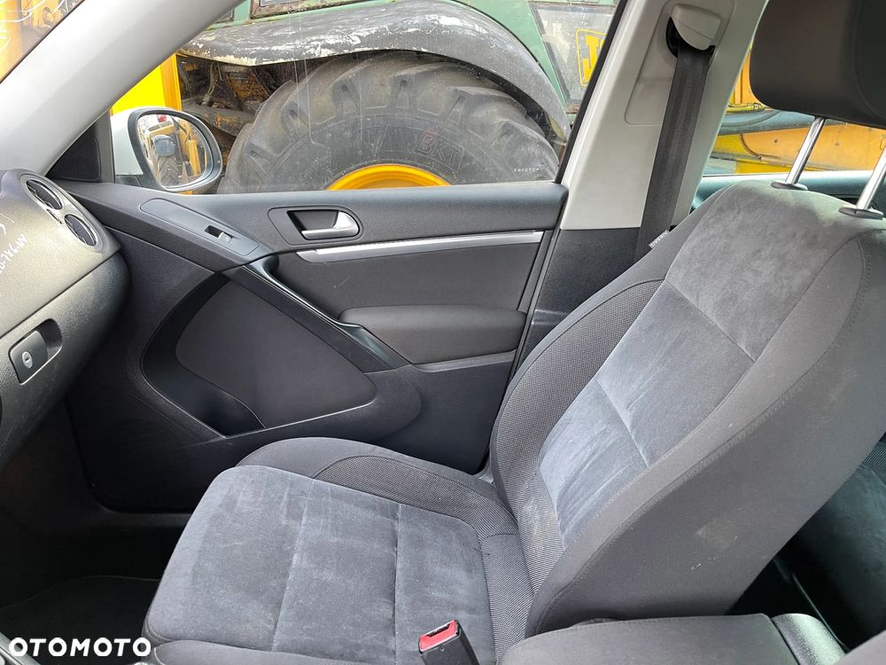 Volkswagen Tiguan 2.0 TDI DPF BlueMotion Technology Trend & Fun - 13