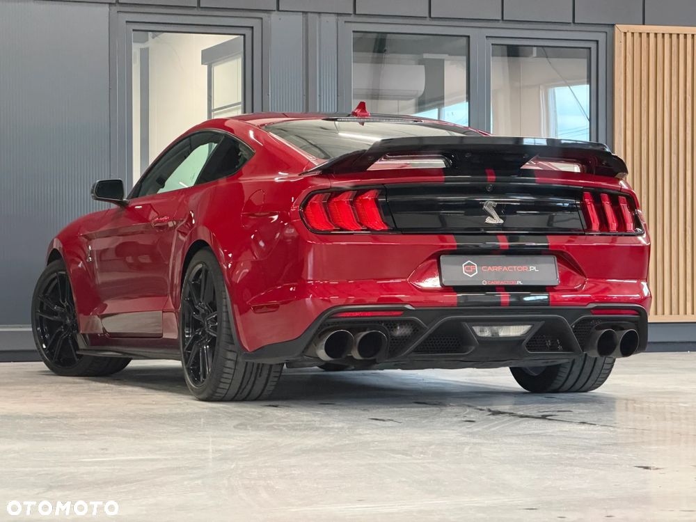 Ford Mustang - 9