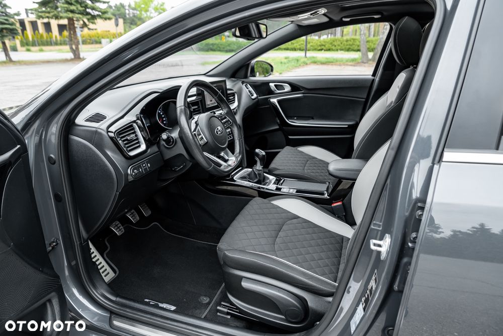 Kia Ceed 1.0 T-GDI ISG GT Line - 19