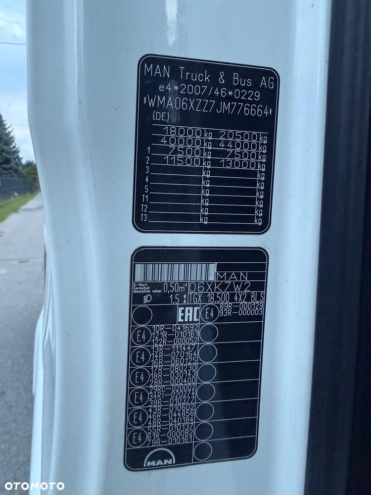 MAN ManTGX 18500 4X2BLS - 4