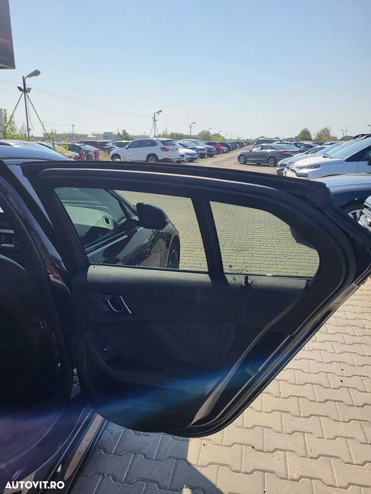 BMW Seria 1 118i Aut. M Sport - 16