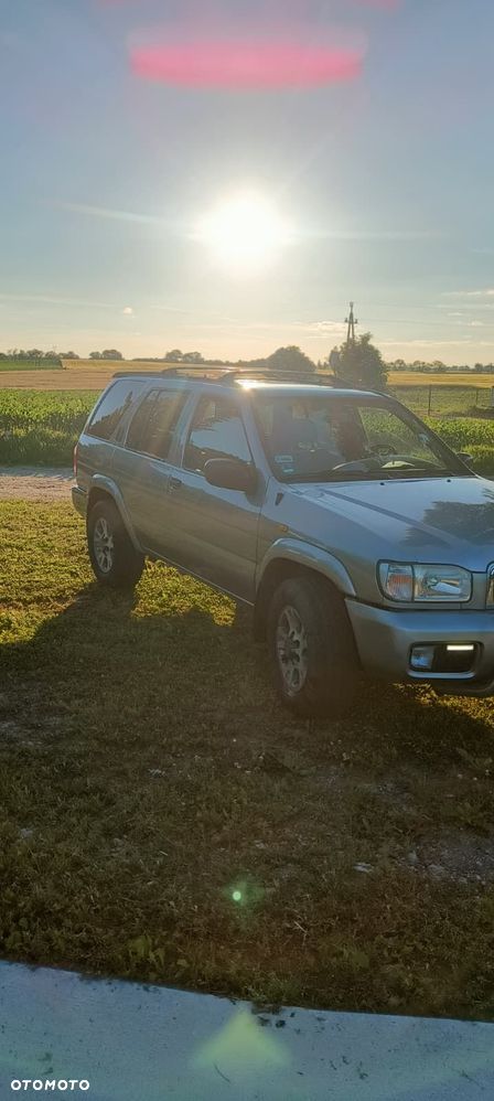 Nissan Pathfinder 3.5 V6 - 5