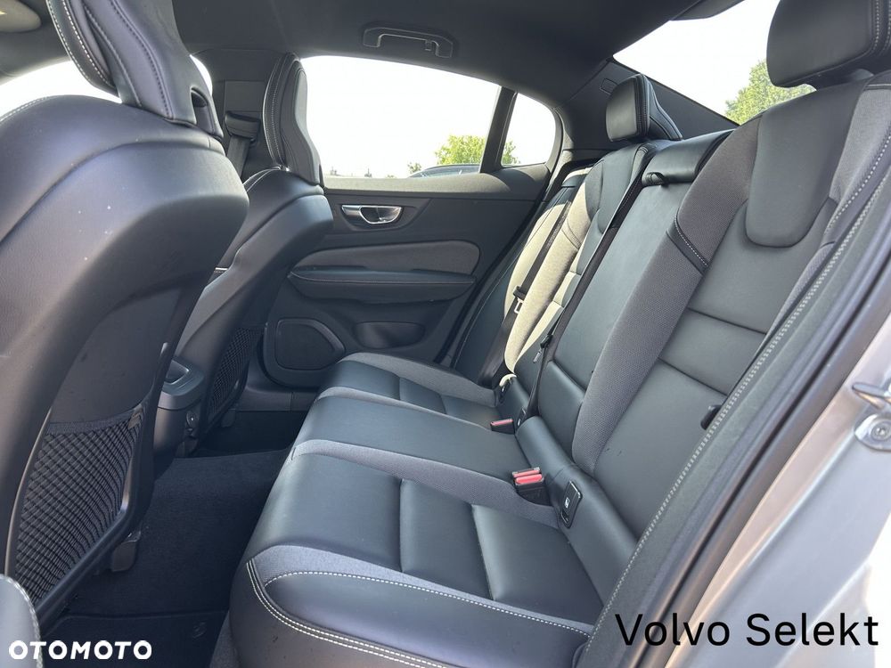 Volvo S60 - 27
