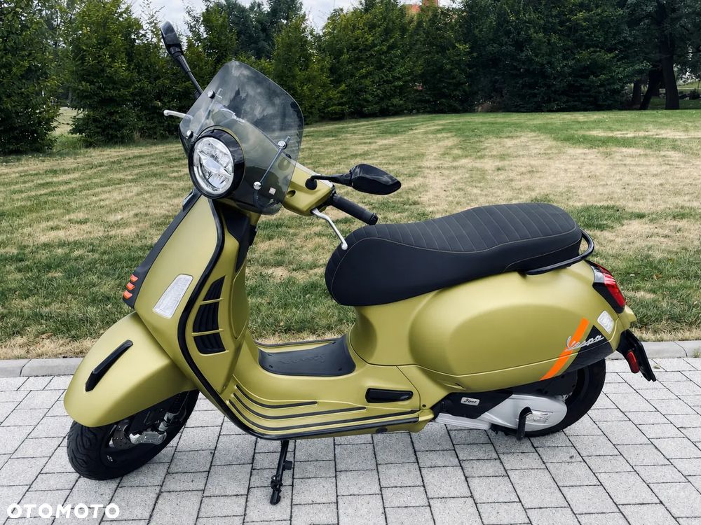 Vespa GTS - 10