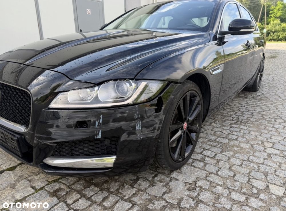 Jaguar XF - 15