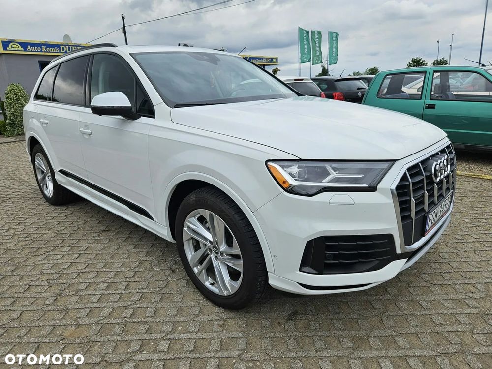 Audi Q7 2020 photo 2
