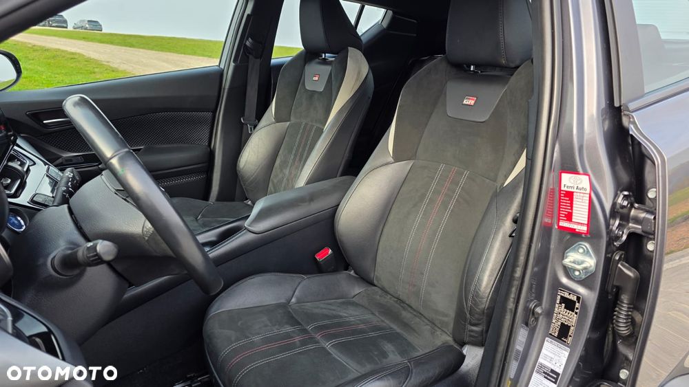 Toyota C-HR - 8