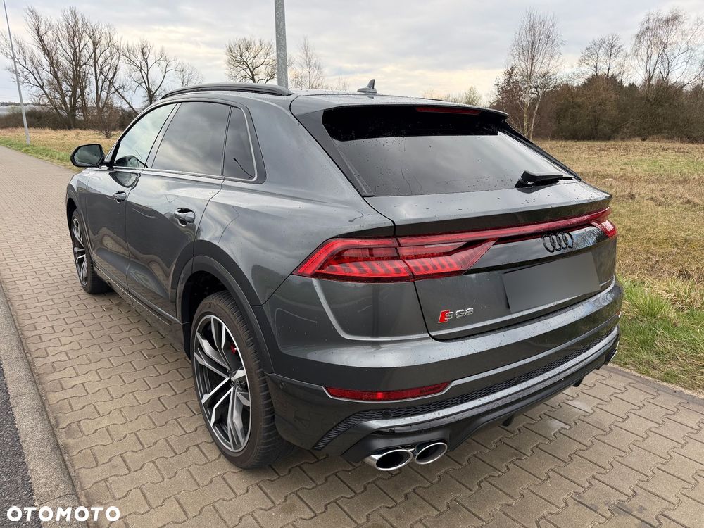 Audi SQ8 - 17