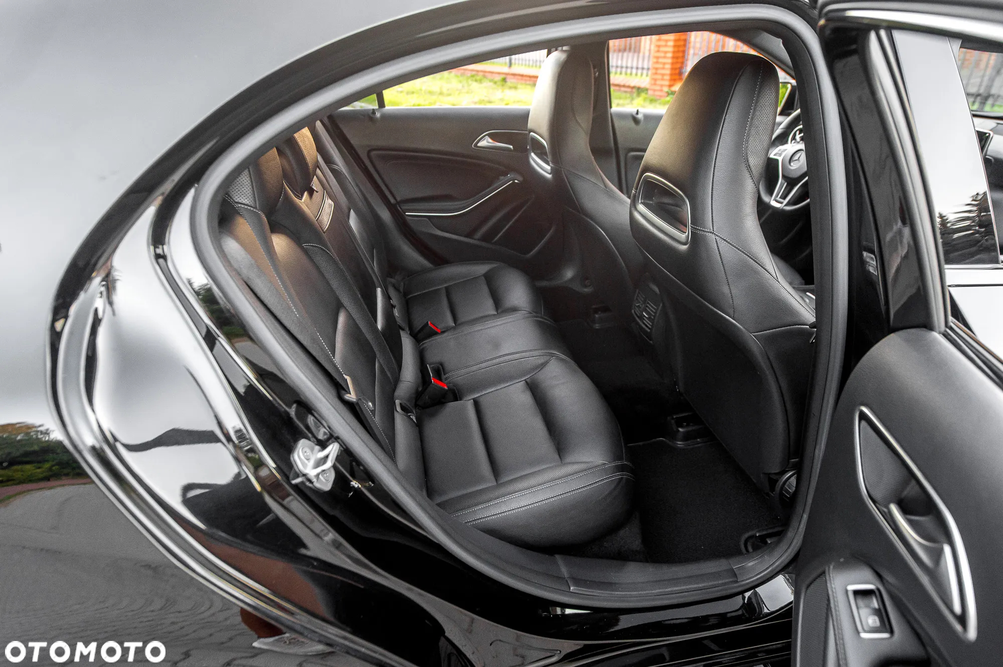 Mercedes-Benz Klasa A 250 4Matic 7G-DCT AMG Line - 22