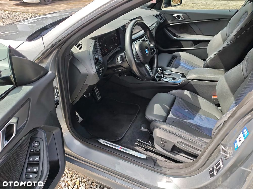 BMW Seria 2 218d M Sport - 10