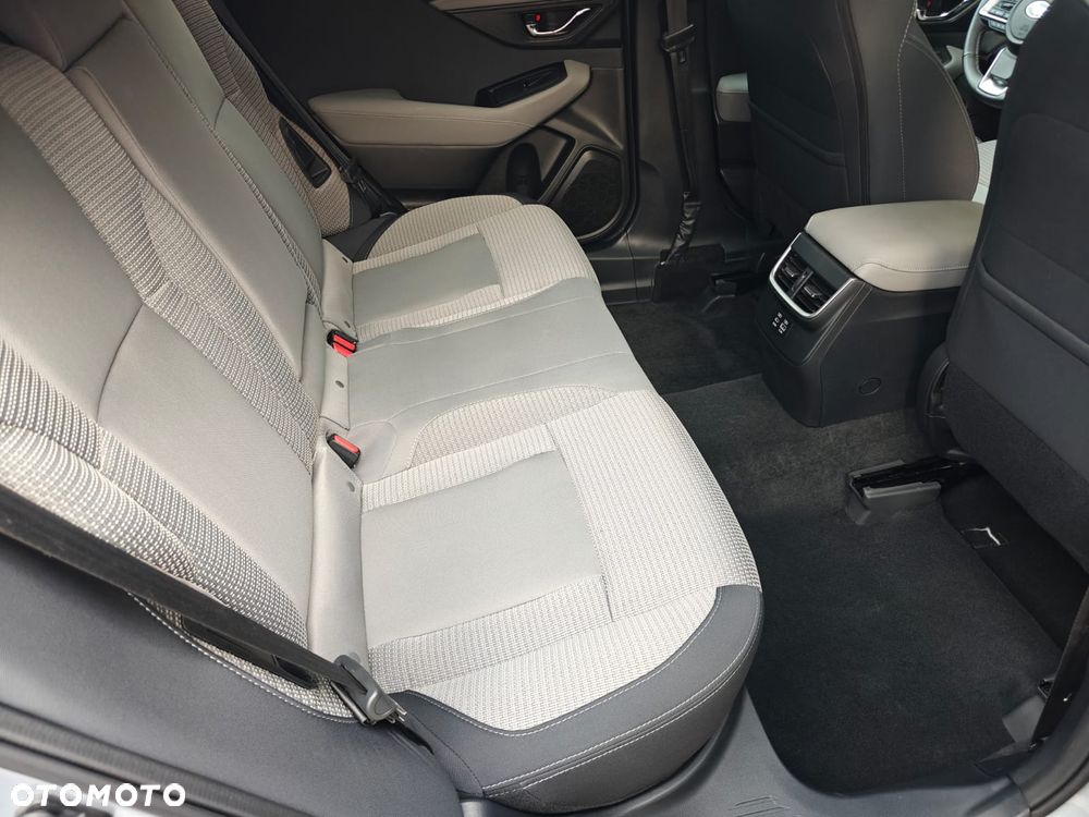 Subaru Outback 2.5i Lineartronic Platinum - 24