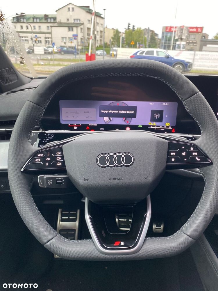 Audi Q3 Sportback - 13