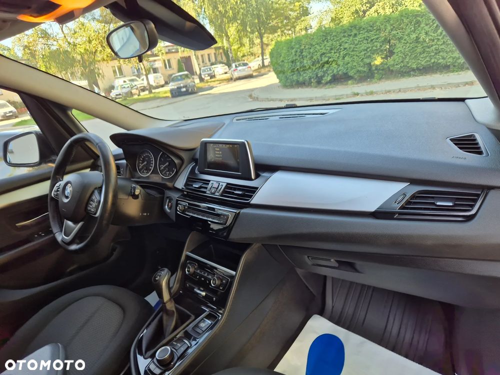 BMW Seria 2 218d Gran Tourer Luxury Line - 15