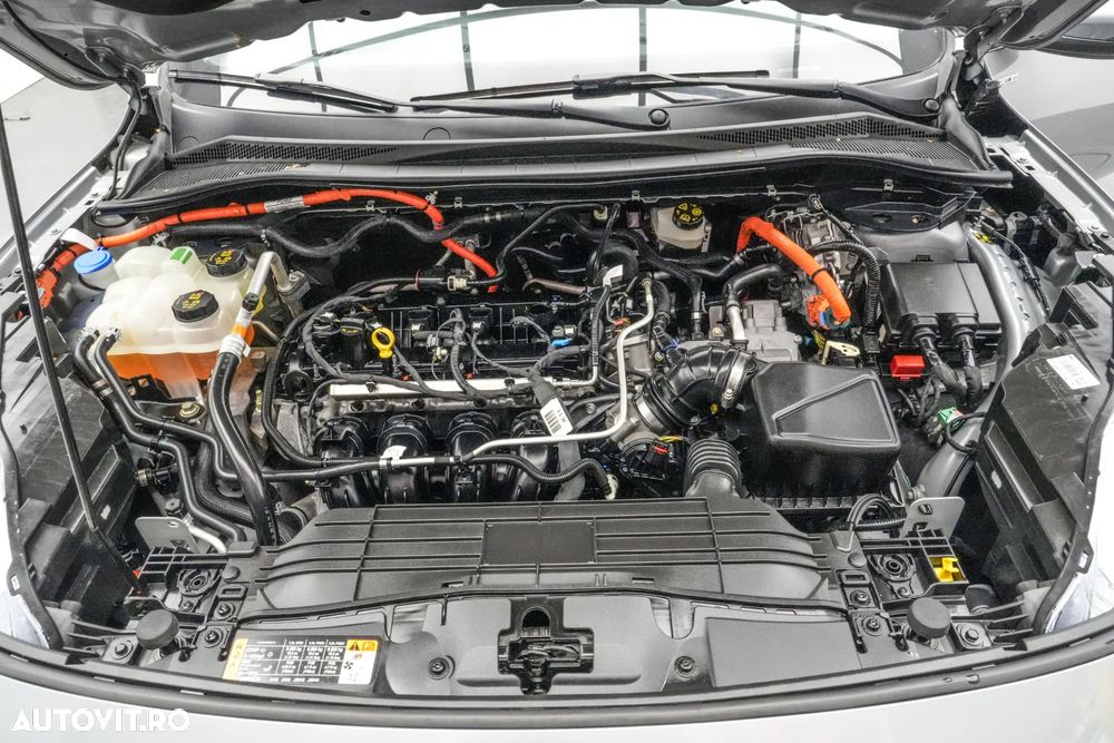 Ford Kuga 2.5 Duratec FHEV AWD Vignale - 28