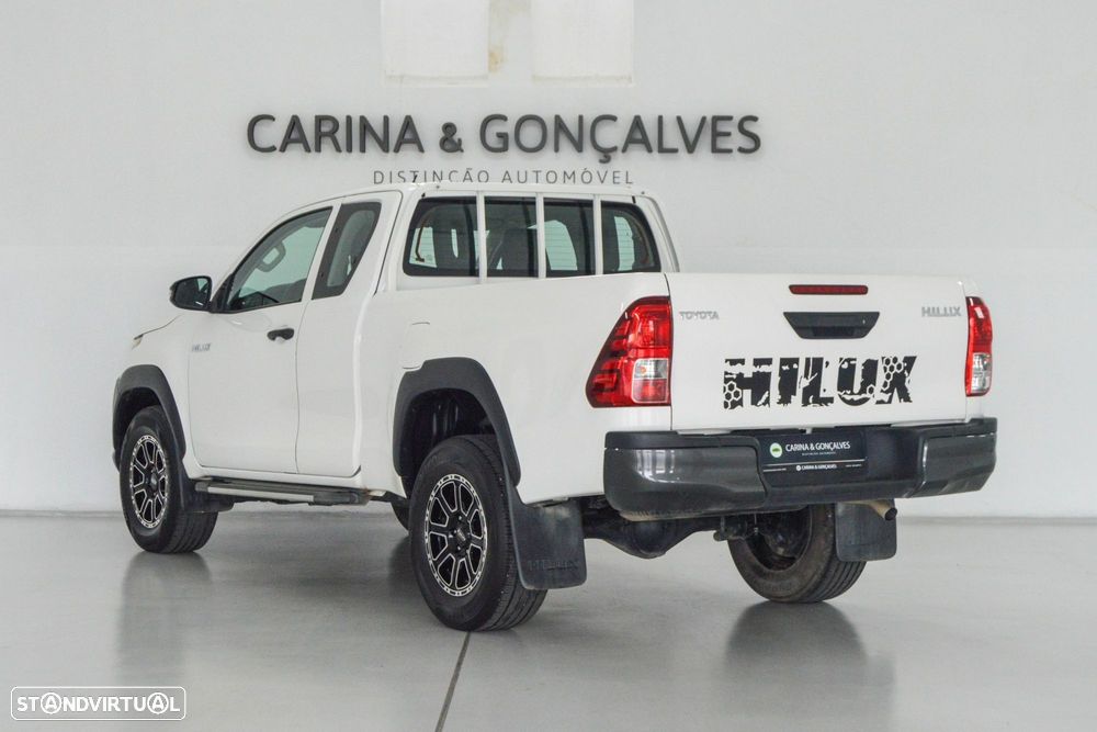 Toyota Hilux 2.4 D-4D 4X2 Cabine Extra 3L - 15