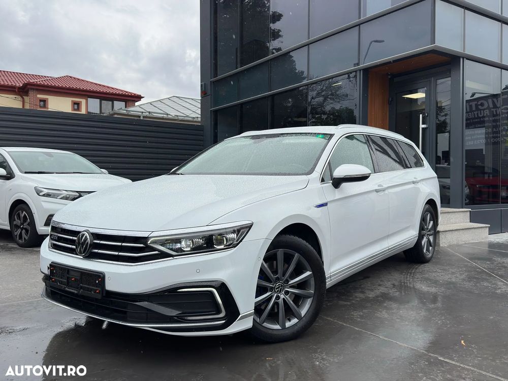 Volkswagen Passat - 5