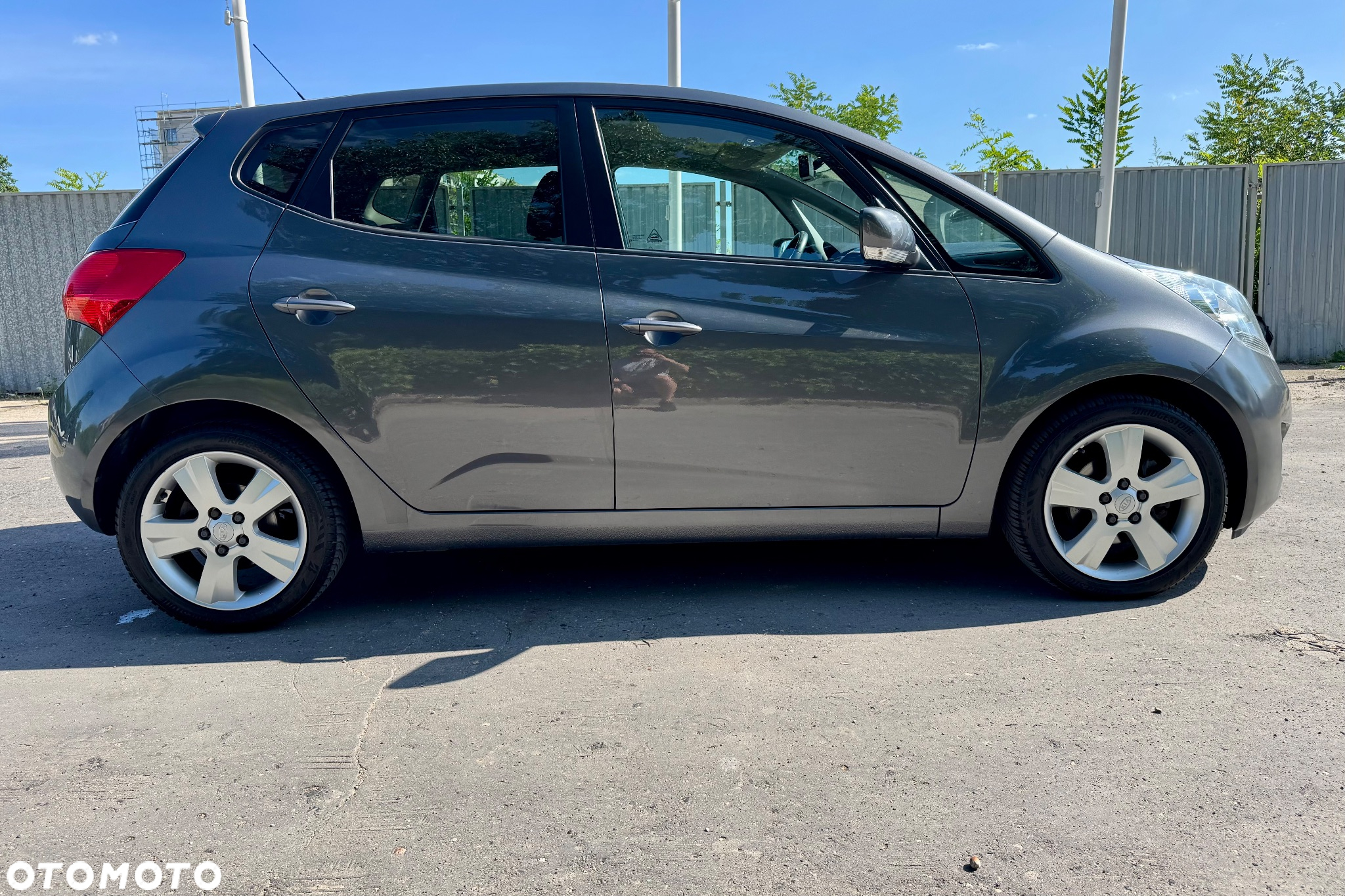 Kia Venga - 6