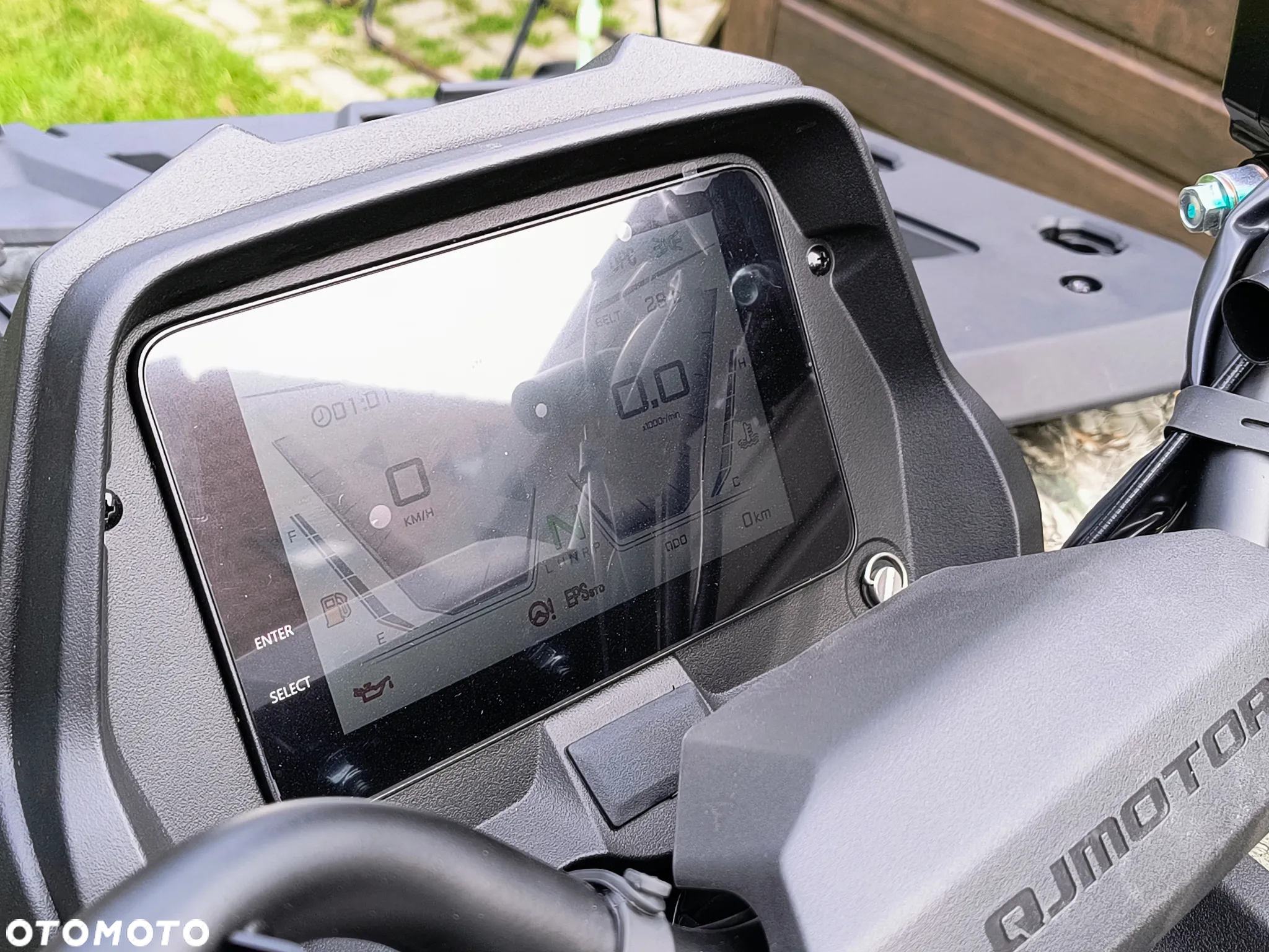 QJMOTOR SFA 1000 - 5