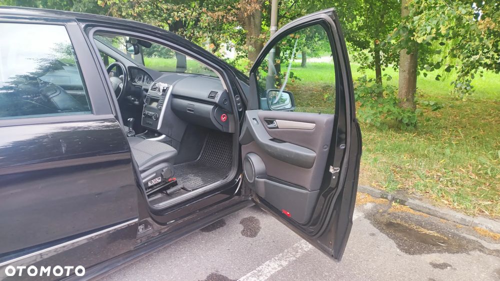 Mercedes-Benz Klasa A 160 BlueEfficiency - 9