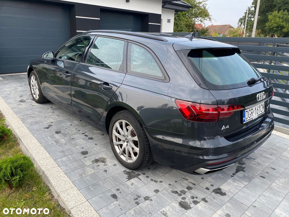 Audi A4 Avant - 4