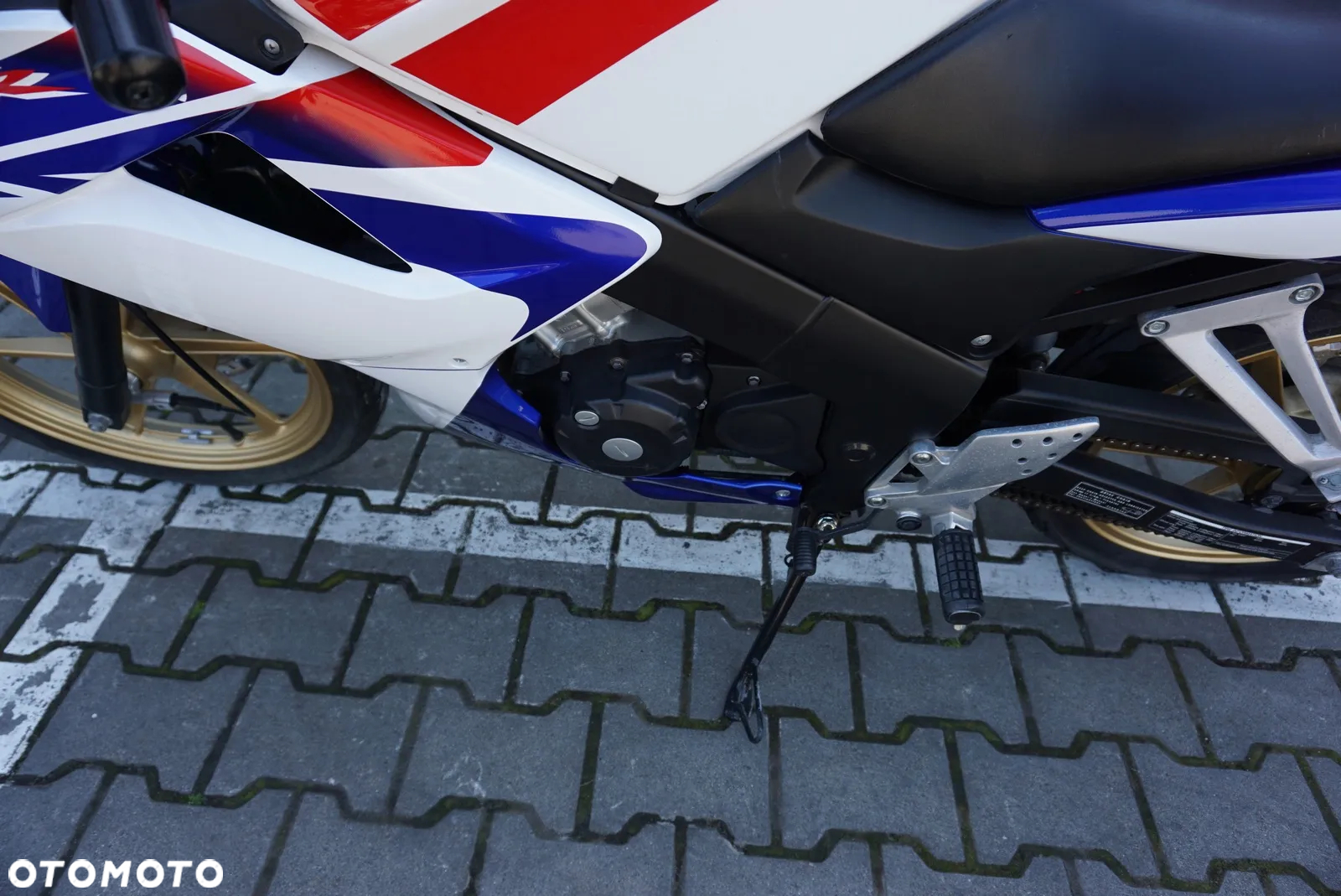 Honda CBR - 7