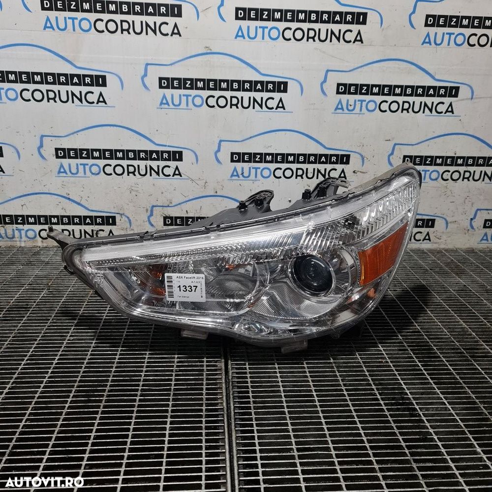 Far Stanga Mitsubishi ASX Facelift 2016 2016 - 2018 SUV 4 Usi (1337) Cu lupă - 1