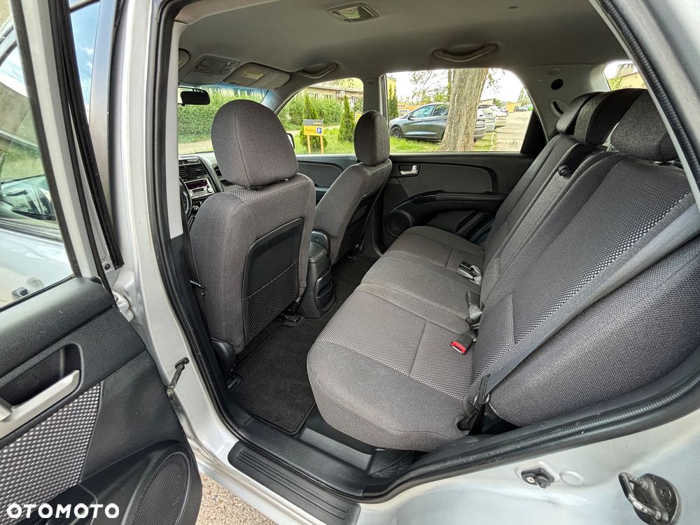 Kia Sportage 2.0 2WD Cup - 18