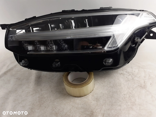 Lampa lewa Volvo XC90 full led