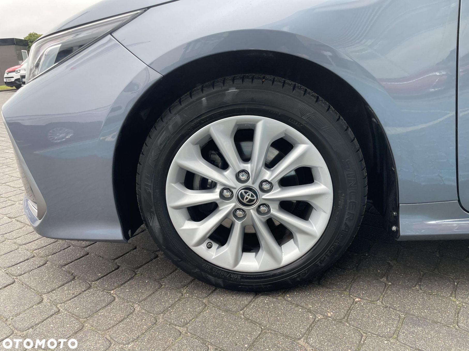Toyota Corolla - 9