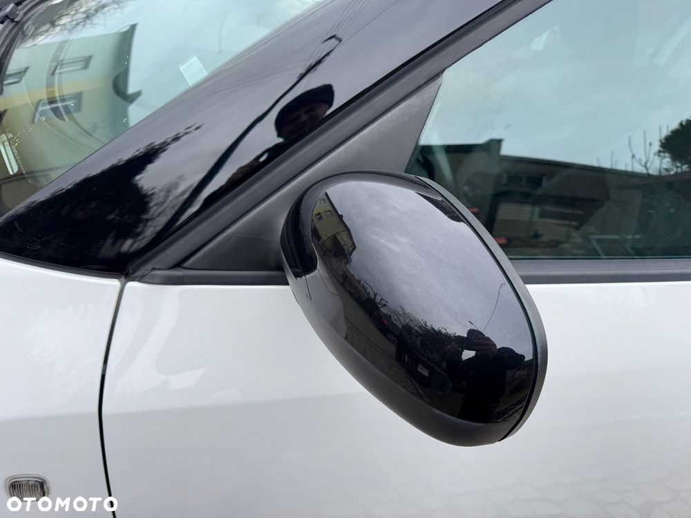 Skoda Roomster 1.2 TSI Noire - 27