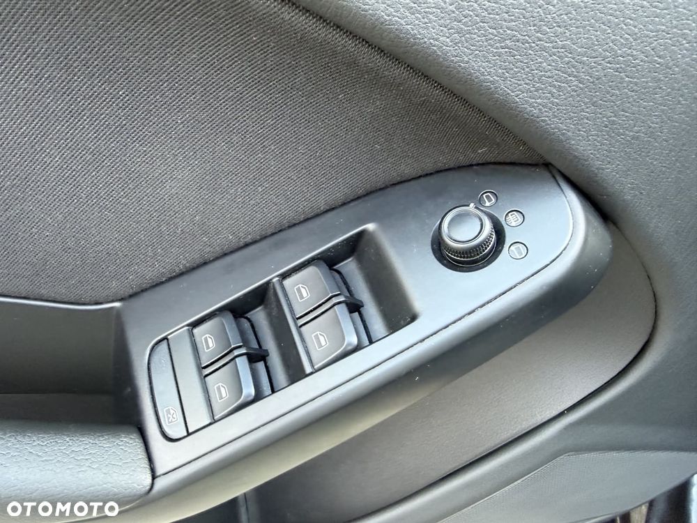 Audi A4 Avant 2.0 TFSI Attraction - 17