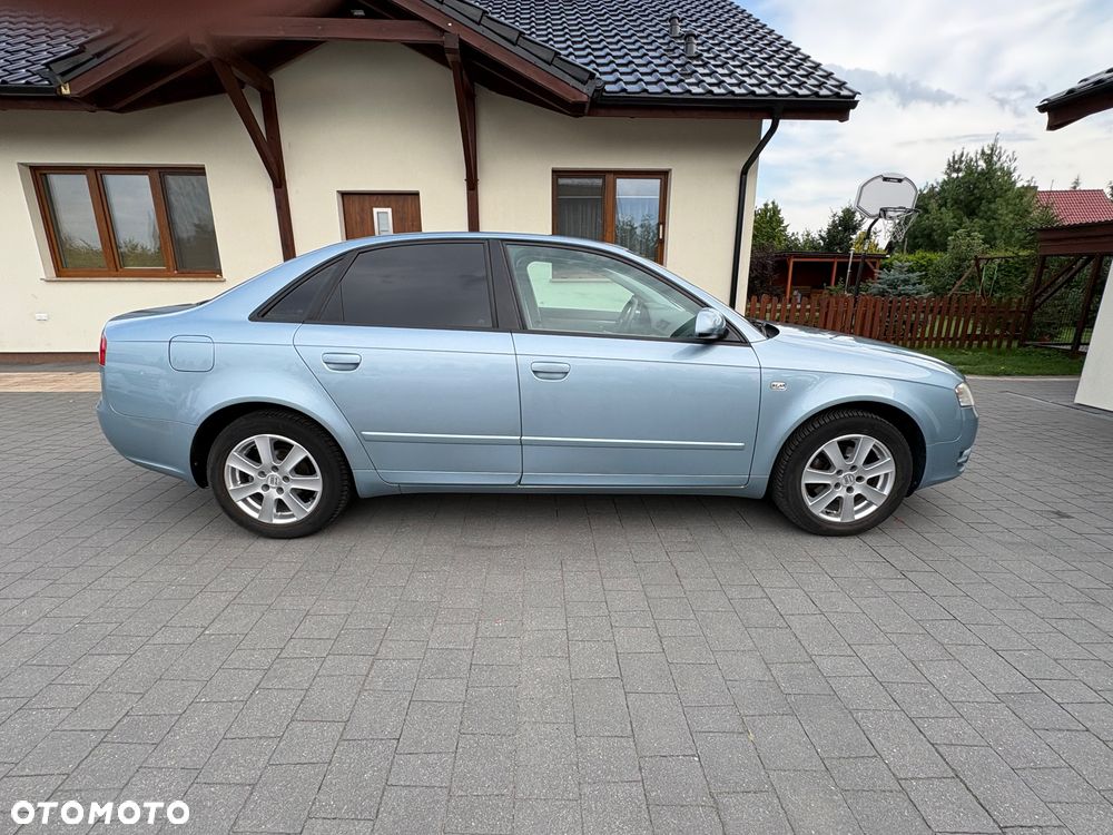 Audi A4 Limousine 1.6 - 6