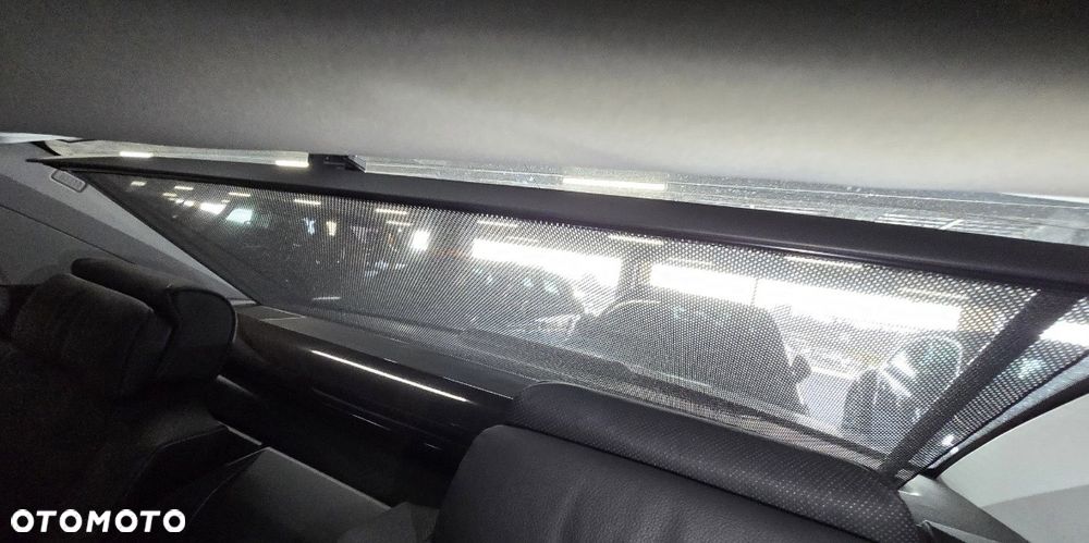 BMW Seria 7 745Li - 23