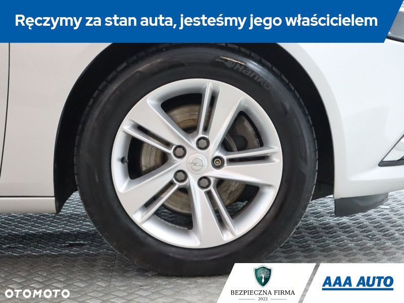 Opel Insignia - 17