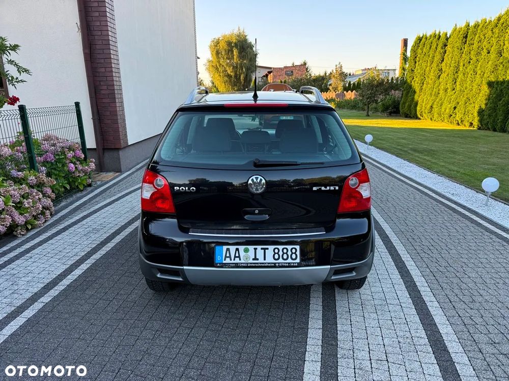 Volkswagen Polo 1.4 16V Fun - 12