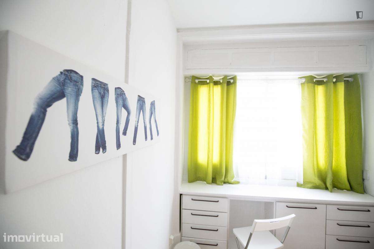 Quarto - localizado em Saldanha Lisbon - Grande imagem: 4/29